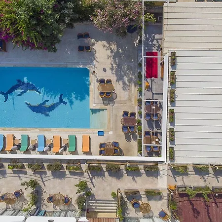 Ten Rooms Oludeniz 酒店 *